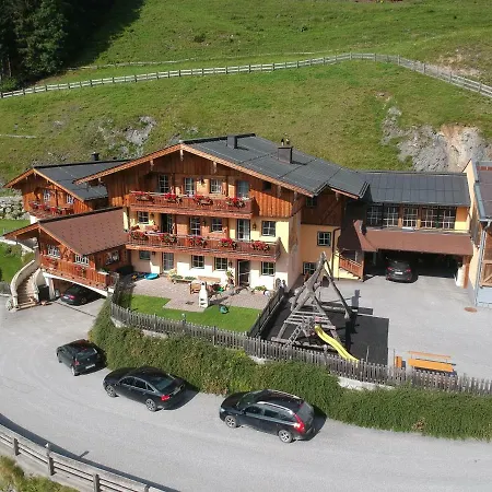 Appartmenthof Aigengut Κατάλυμα σε φάρμα Grossarl